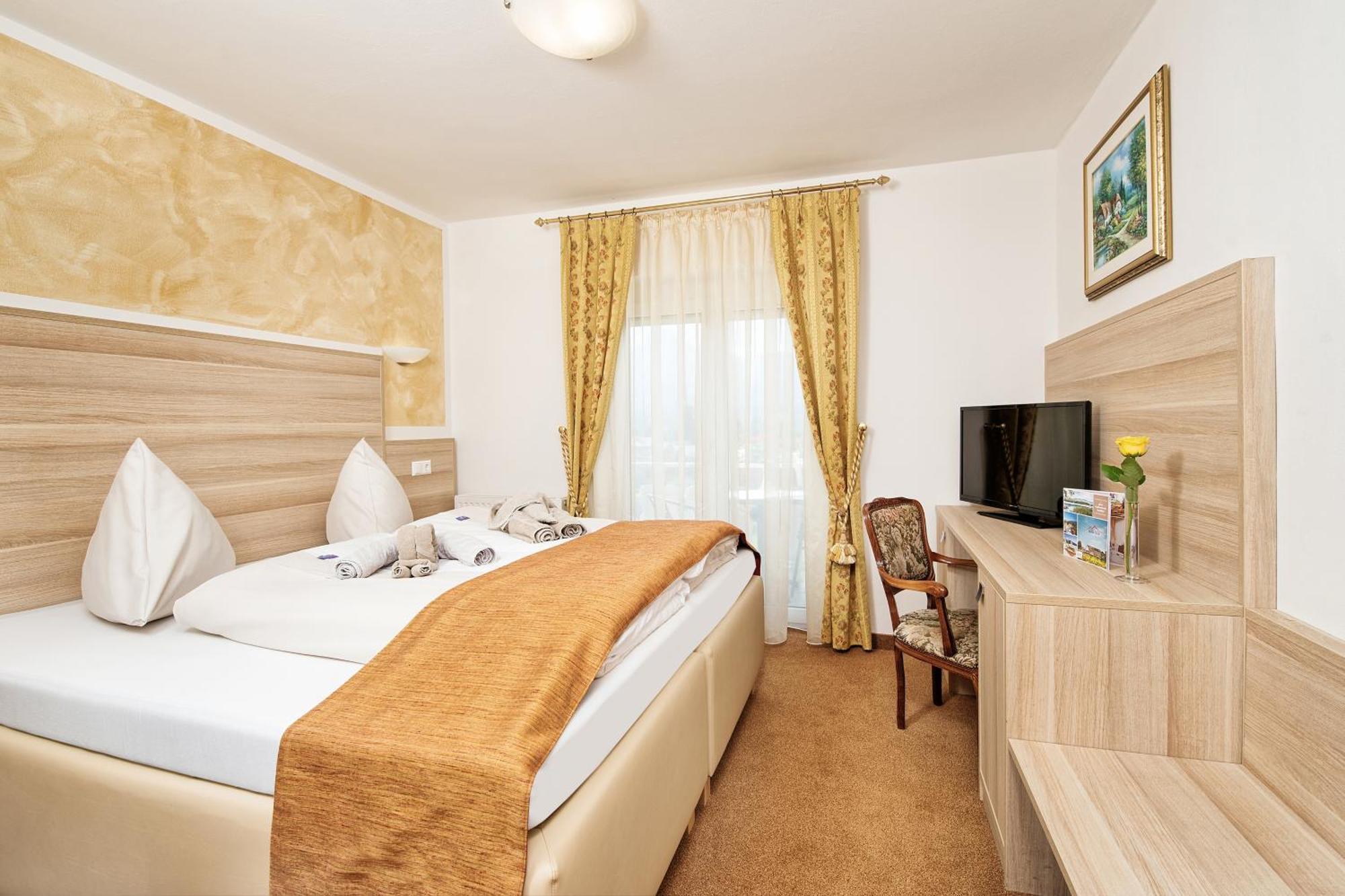 Hotel-Pension Melcher Drobollach am Faakersee Zewnętrze zdjęcie